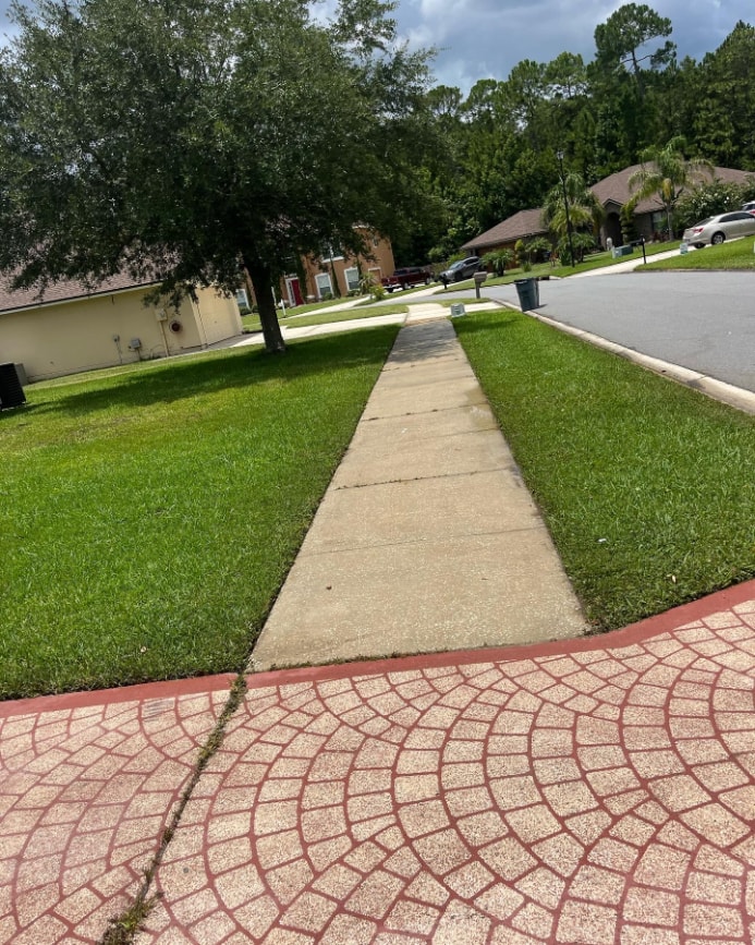 Driveway Pressure Washing in Jacksonville, FL Thumbnail